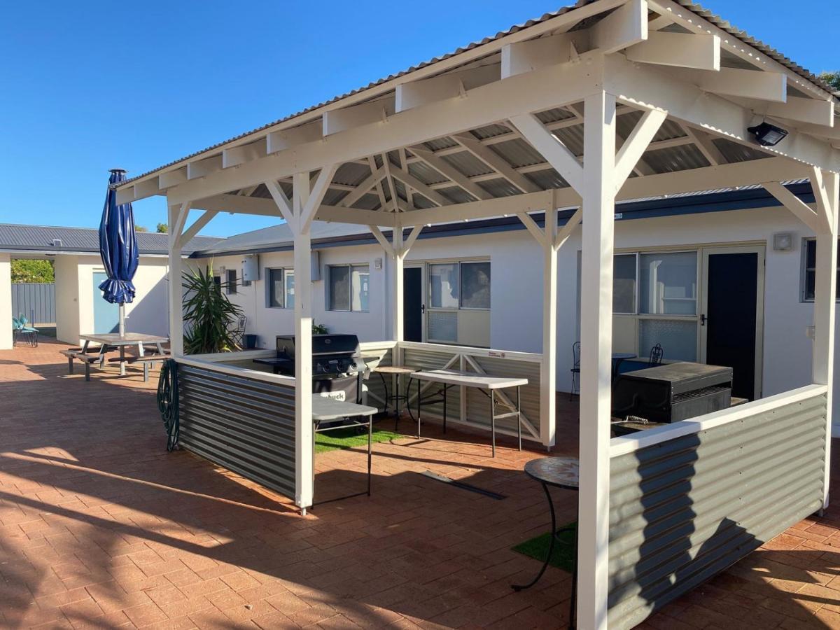 Api Pelican Beach Front Apartments Kalbarri Eksteriør bilde