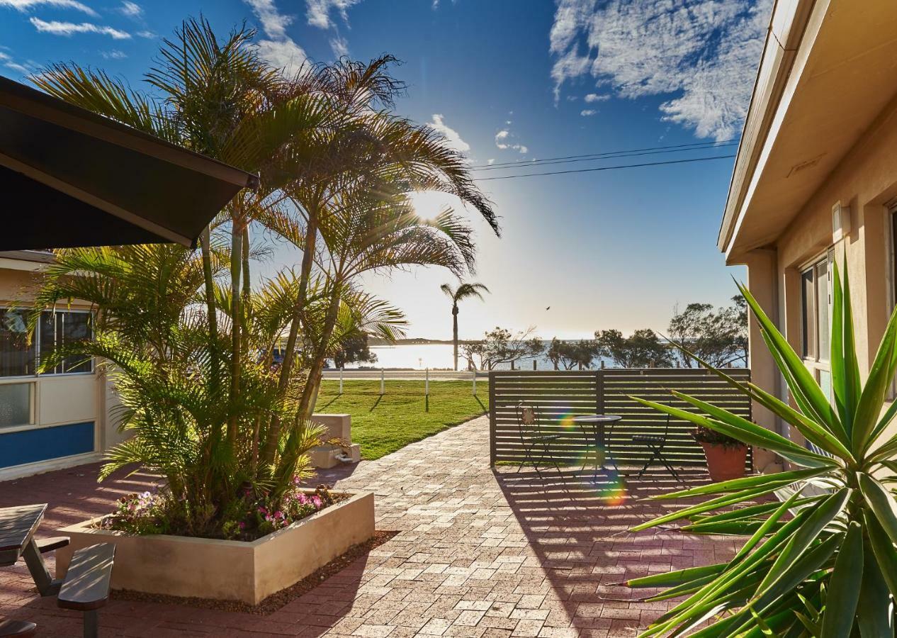 Api Pelican Beach Front Apartments Kalbarri Eksteriør bilde
