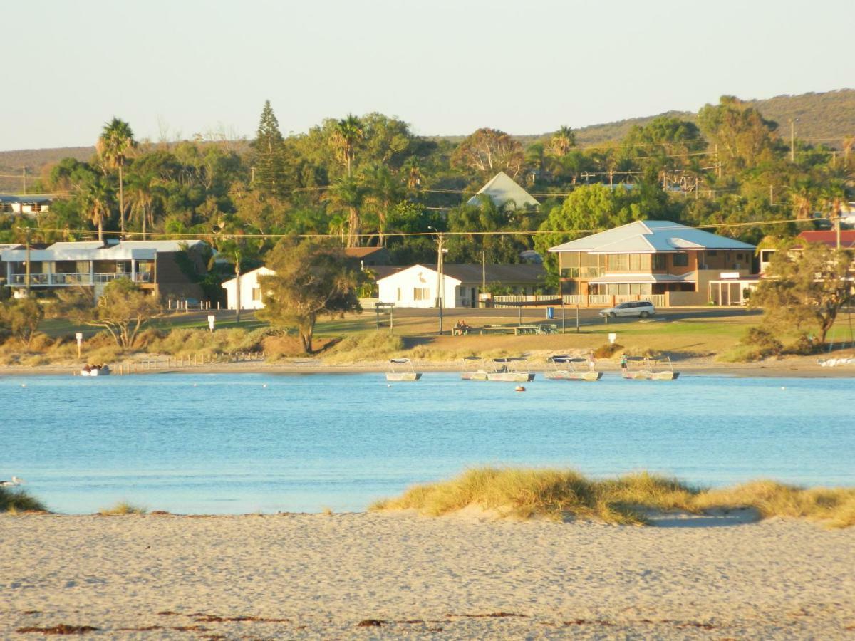 Api Pelican Beach Front Apartments Kalbarri Eksteriør bilde