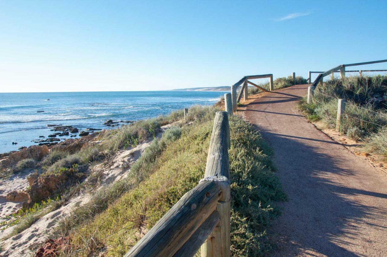 Api Pelican Beach Front Apartments Kalbarri Eksteriør bilde
